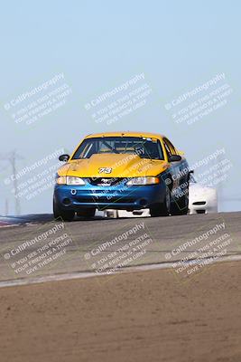 media/Oct-26-2025-CalClub SCCA (Sun) [[8ce1e69566]]/Group 4/Grapevine/